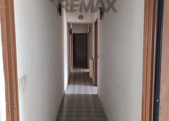 Hall / corridoio - Appartamento VIALE REGINA ELENA
 
57, Caltagirone - foto 12