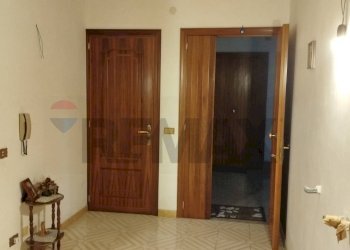 Hall / corridoio - Casa indipendente Via Francesco Messina
 
30, Linguaglossa - foto 27