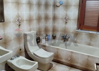 Bagno - Casa indipendente Via Francesco Messina
 
30, Linguaglossa - foto 54