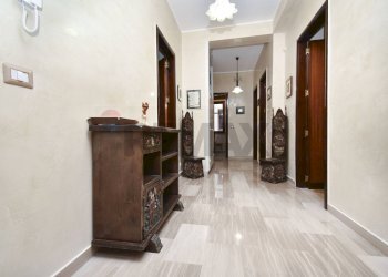 Hall / corridoio - Quadrilocale Via Luigi Pirandello
 
35, Sant'Agata di Militello - foto 10