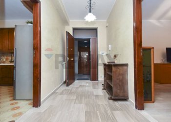 Hall / corridoio - Quadrilocale Via Luigi Pirandello
 
35, Sant'Agata di Militello - foto 35