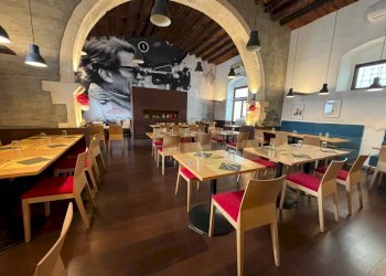 Sala da pranzo - Locale Commerciale via salvatore la rosa
72, Noto - foto 6