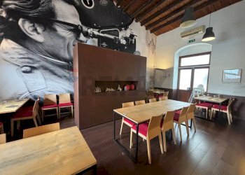 Sala da pranzo - Locale Commerciale via salvatore la rosa
72, Noto - foto 7