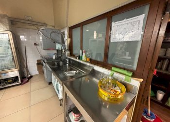 Cucina - Locale Commerciale via salvatore la rosa
72, Noto - foto 24