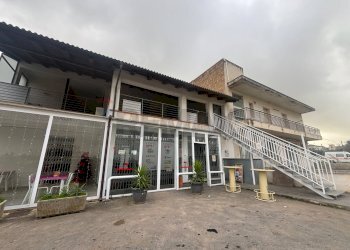 Casa all\'aperto - Attività Commerciale via Piave
 
sn, Comiso - foto 1