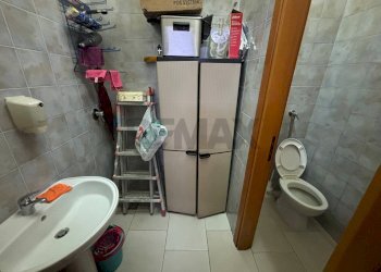 Bagno - Attività Commerciale via Piave
 
sn, Comiso - foto 9