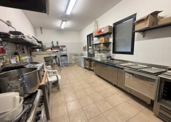 Cucina - Attività Commerciale via Piave
 
sn, Comiso - foto 25