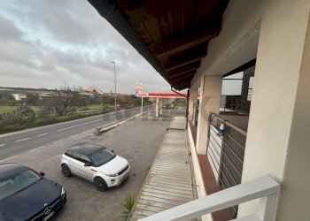 Balcone - Attività Commerciale via Piave
 
sn, Comiso - foto 33