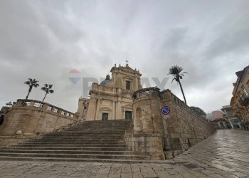 Edificio all\'aperto - Attività Commerciale via Piave
 
sn, Comiso - foto 40
