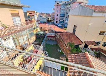 Balcone - Appartamento Via Ferro Fabiani
 
14, Catania - foto 52