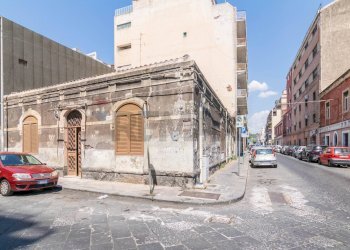 Edificio all\'aperto - Casa indipendente Catania - foto 21