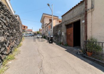 Edificio all\'aperto - Casa indipendente VIA MAURI
 
3, Aci Bonaccorsi - foto 4