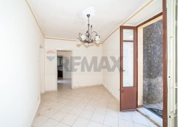 Stanza vuota - Casa indipendente VIA MAURI
 
3, Aci Bonaccorsi - foto 6