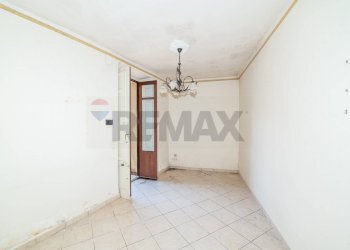 Stanza vuota - Casa indipendente VIA MAURI
 
3, Aci Bonaccorsi - foto 8