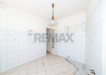 Stanza vuota - Casa indipendente VIA MAURI
 
3, Aci Bonaccorsi - foto 9