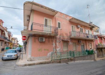 Edificio all\'aperto - Casa semi indipendente Via Alfieri
 
21, Priolo Gargallo - foto 1