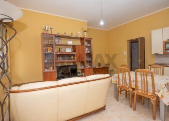 Sala da pranzo - Casa semi indipendente Via Alfieri
 
21, Priolo Gargallo - foto 3