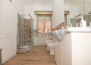 Bagno - Casa semi indipendente Via Alfieri
 
21, Priolo Gargallo - foto 9