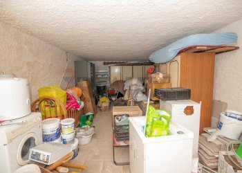 Dispensa di stoccaggio - Casa semi indipendente Via Alfieri
 
21, Priolo Gargallo - foto 29