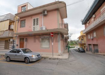 Edificio all\'aperto - Casa semi indipendente Via Alfieri
 
21, Priolo Gargallo - foto 35