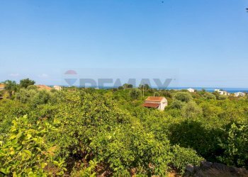 Vista delle montagne - Rustico via Carini
 
s/n, Acireale - foto 18