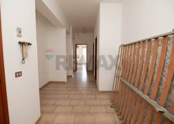 Hall / corridoio - Casa indipendente Via  Marte
 
12, Grammichele - foto 5