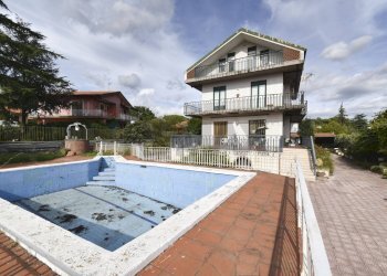 Piscina - Quadrilocale Via del Bosco
 
212, Mascalucia - foto 31