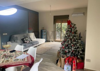 Sala da pranzo - Quadrilocale viale tirreno
 
15, Catania - foto 3