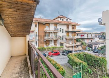 Balcone - Casa indipendente Via Santa Maria la Stella
 
99, Aci Sant'Antonio - foto 4