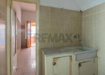 Cucina - Casa indipendente Via Santa Maria la Stella
 
99, Aci Sant'Antonio - foto 7