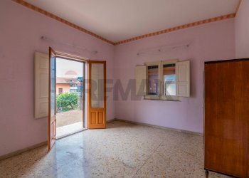 Stanza vuota - Casa indipendente Via Santa Maria la Stella
 
99, Aci Sant'Antonio - foto 9