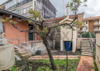 Casa all\'aperto - Casa indipendente Via Santa Maria la Stella
 
99, Aci Sant'Antonio - foto 28