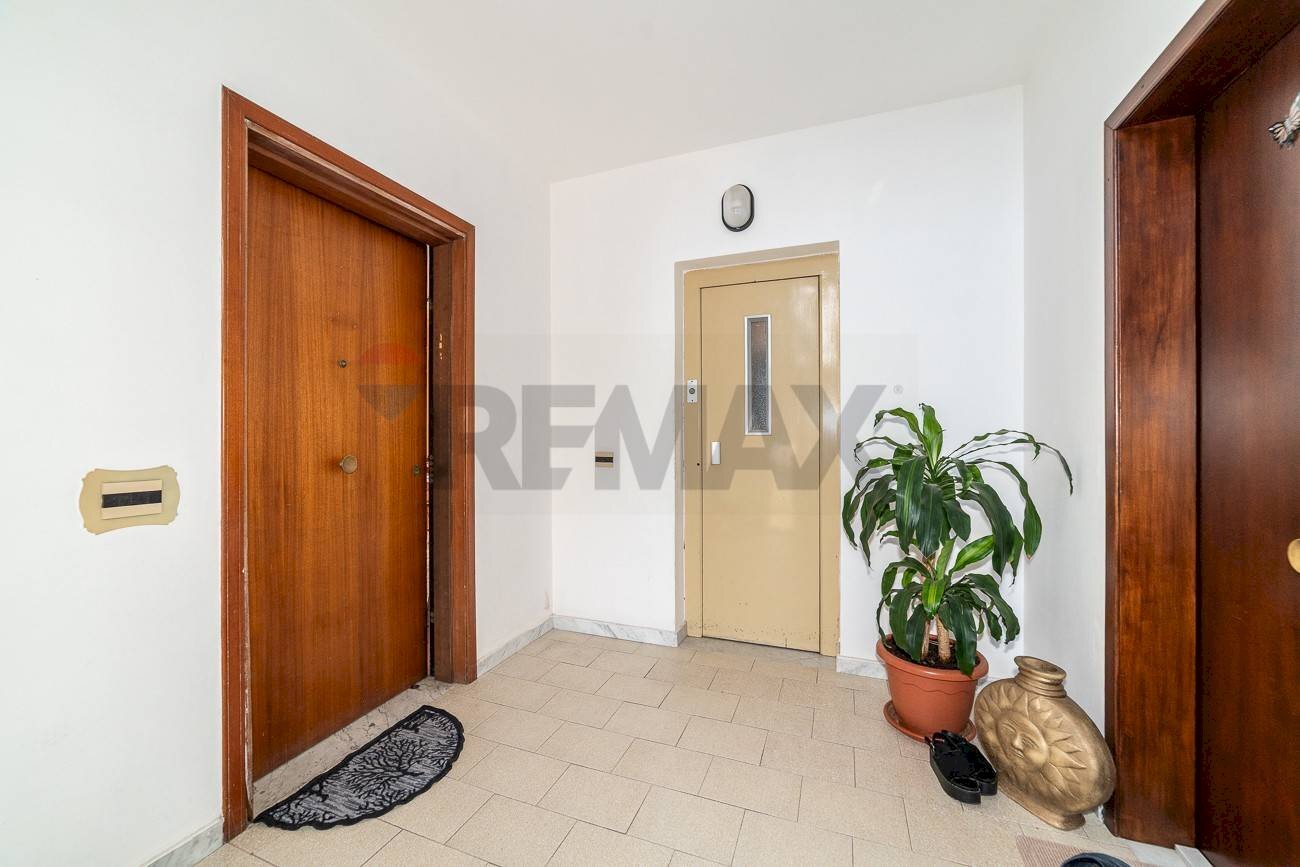 Hall / corridoio - Appartamento VIALE GRIMALDI
 
8, Catania - foto 2