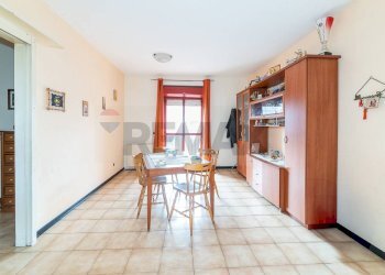 Sala da pranzo - Appartamento VIALE GRIMALDI
 
8, Catania - foto 3