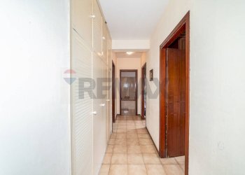 Hall / corridoio - Appartamento VIALE GRIMALDI
 
8, Catania - foto 31