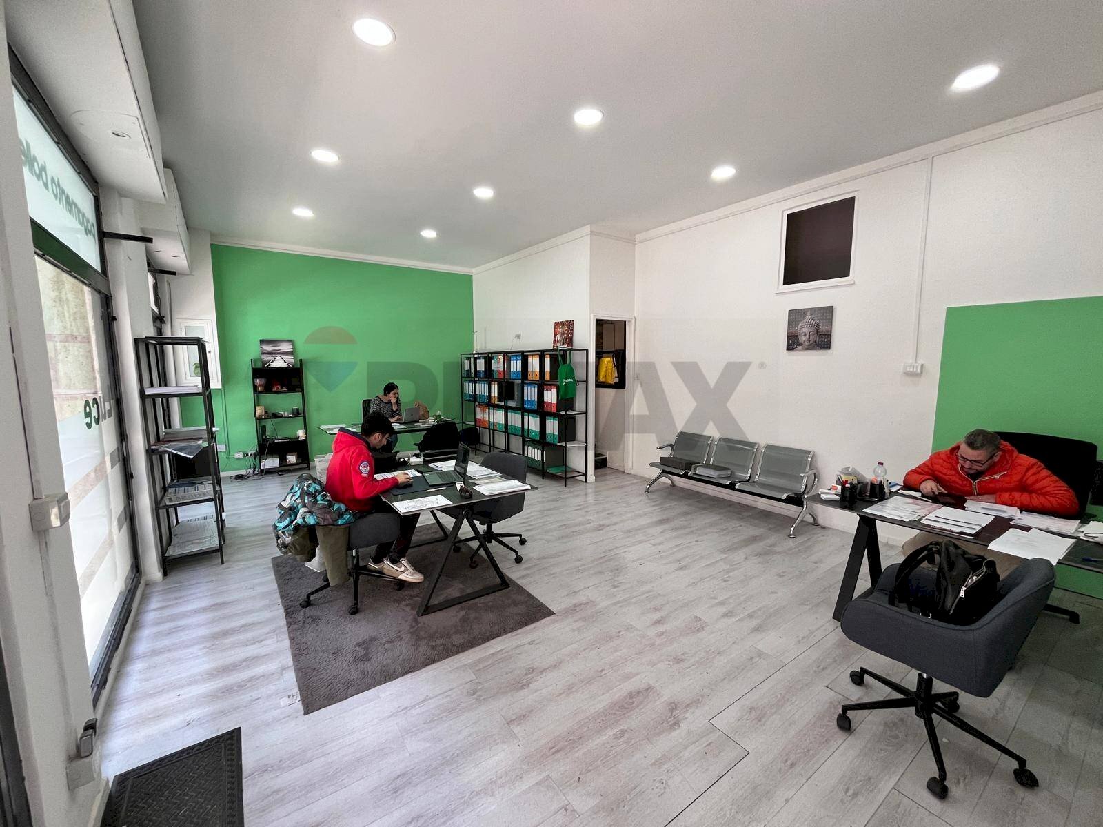 Palestra - Locale Commerciale via caronda
 
385, Catania - foto 2