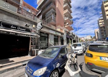 Edificio all\'aperto - Locale Commerciale via caronda
 
385, Catania - foto 10