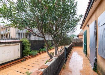 Balcone - Negozio VIA ALCIDE DE GASPARI
 
1, Zafferana Etnea - foto 5