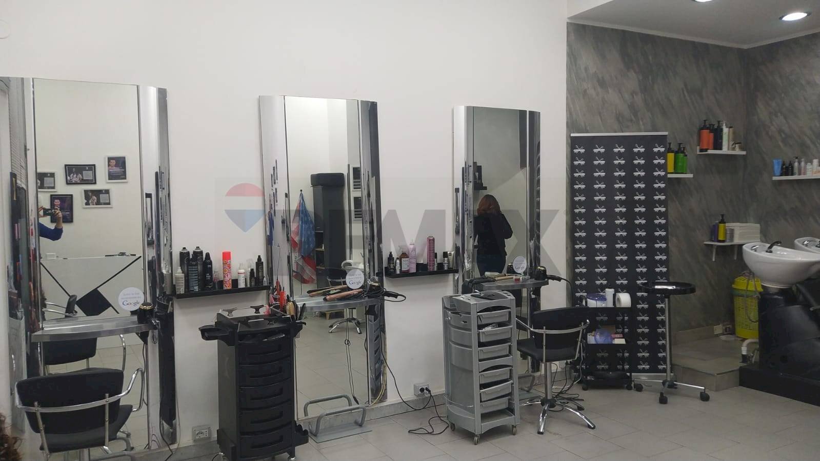 Palestra - Negozio via Roma
 
67, Camporotondo Etneo - foto 1