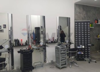 Palestra - Negozio via Roma
 
67, Camporotondo Etneo - foto 1