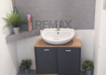 Bagno - Negozio via Roma
 
67, Camporotondo Etneo - foto 5