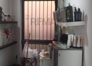 Lavanderia - Negozio via Roma
 
67, Camporotondo Etneo - foto 6