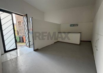Stanza vuota - Commercial Premises via Vittorio Emanuele III
 
246, Belpasso - photo 15