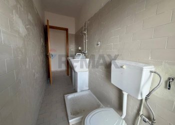 Bagno - Quadrilocale Via Suor Anna Cantalupo
 
25, Catania - foto 6