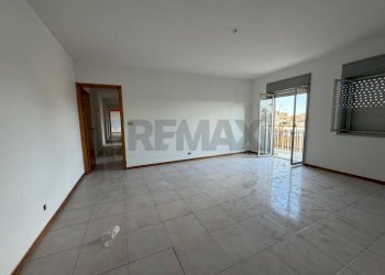 Stanza vuota - Quadrilocale Via Suor Anna Cantalupo
 
25, Catania - foto 3