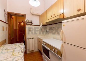 Cucina - Appartamento Via Francesco Crispi
 
6/8, Adrano - foto 8