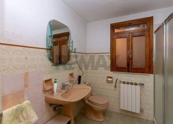 Bagno - Appartamento Via Francesco Crispi
 
6/8, Adrano - foto 21
