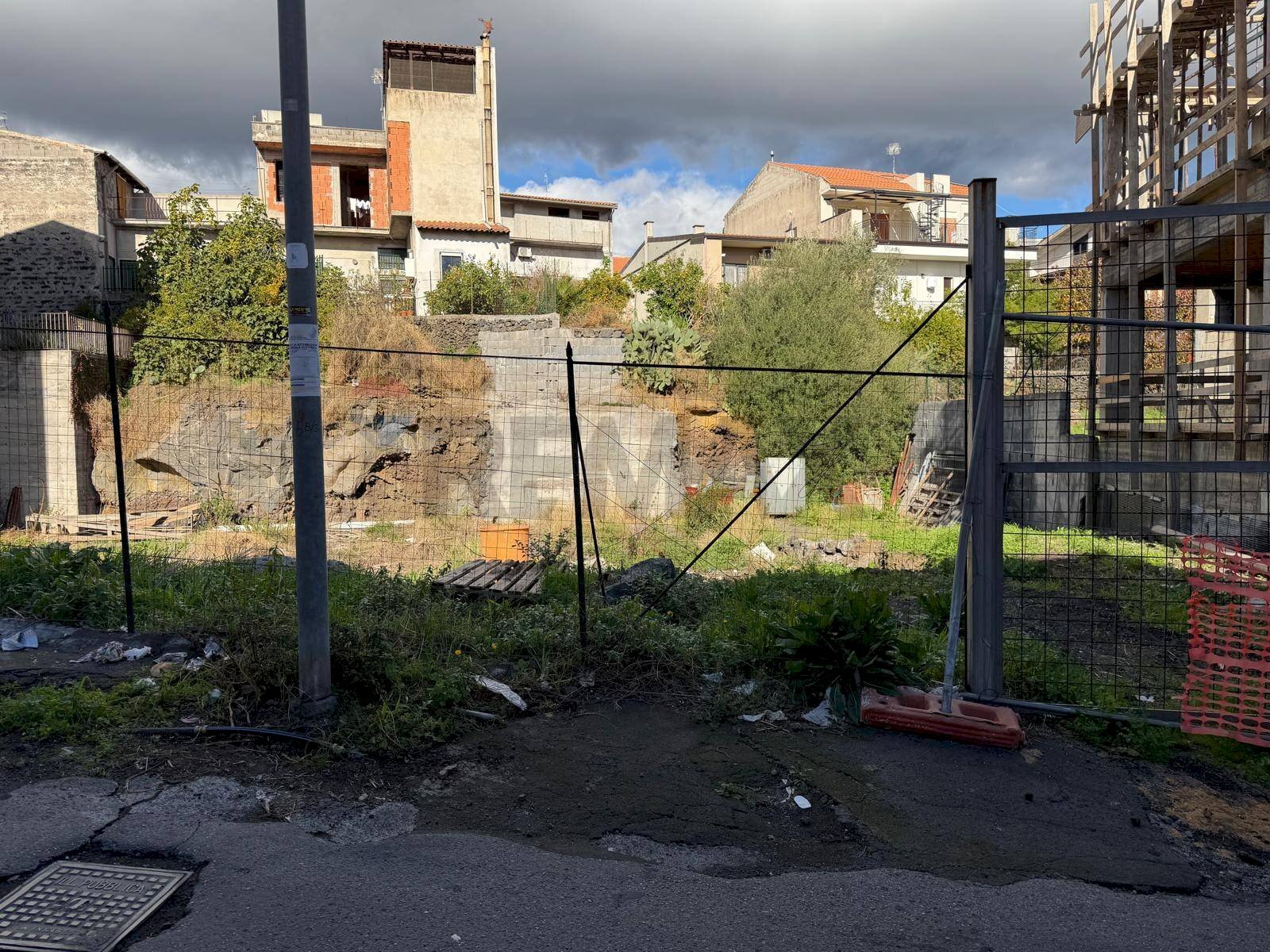 Non correlato - Building land via Giulio Cesare
7, Belpasso - photo 3