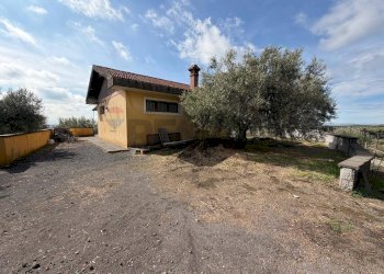 Casa all\'aperto - Casa indipendente CONTRADA RUBINO
 
sn, Belpasso - foto 2