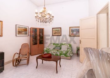 Soggiorno - Casa indipendente via Vittorio Emanuele III
 
307, 309, Belpasso - foto 12